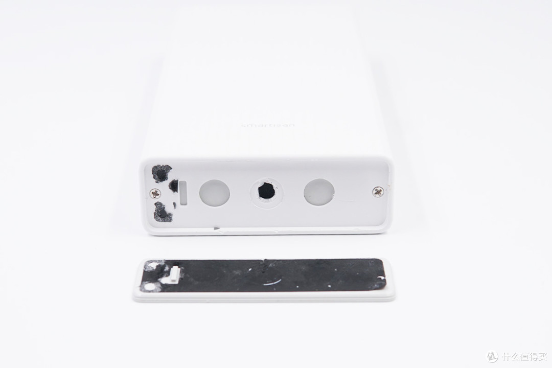 拆解报告:Smartisan锤子20000mAh 2A1C 45W PD双向快充移动电源DP201