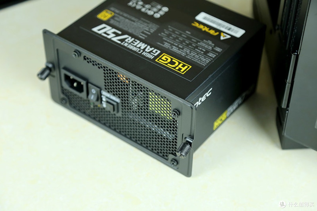 硬件通杀,颜值担当,基本没有短板的安钛克冰钻P120装机体验