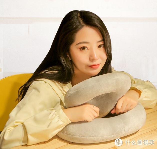 what?办公室午休可以这么“豪横”。是时候Get正确的午休姿势了