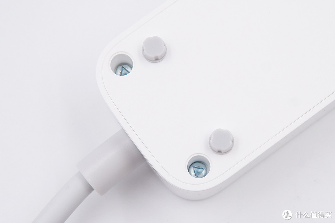 拆解报告:米家三USB-A口27W快充延长线插座MJCXB02QM