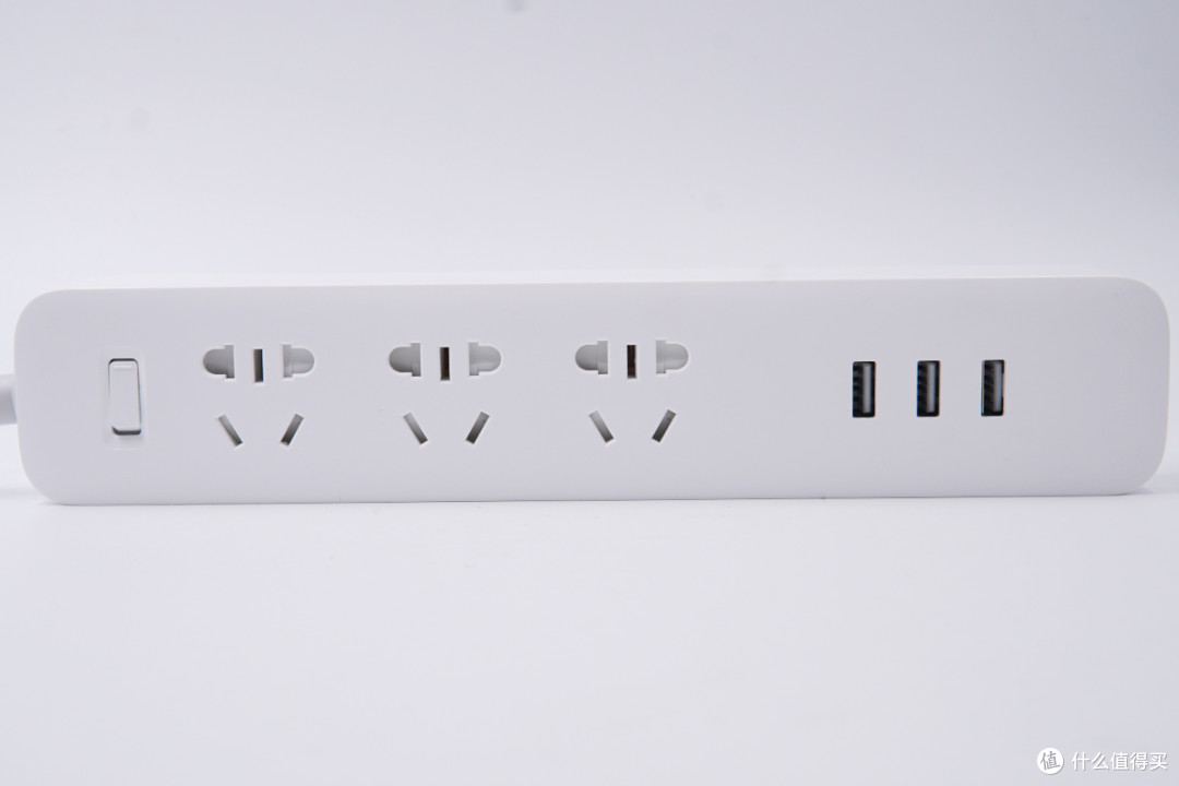 拆解报告:米家三USB-A口27W快充延长线插座MJCXB02QM