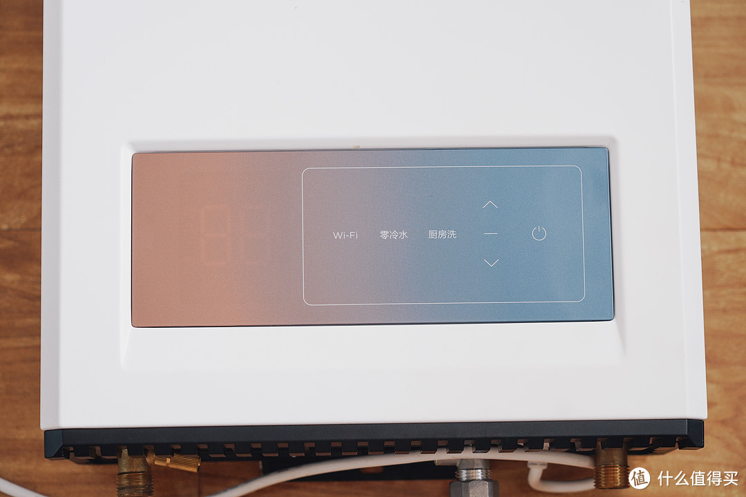 秒出热水的零冷水好用吗:美的极光 TD7零冷水燃气热水器安装体验