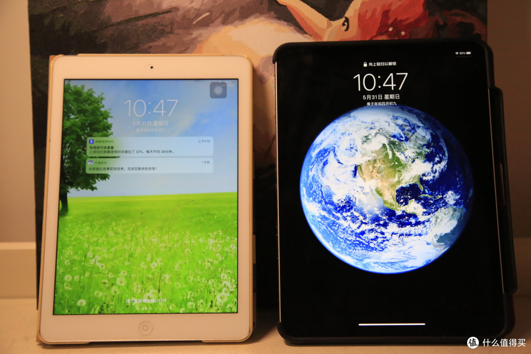 和很早之前的iPad Air合个影，老款的依旧用的很带劲