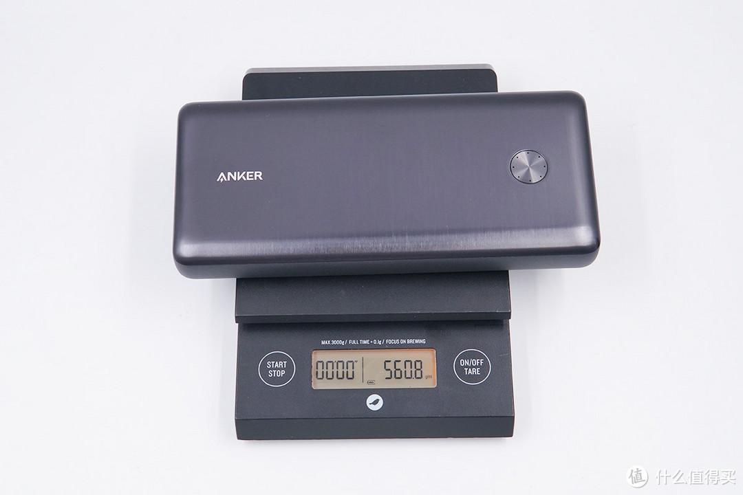 60W大功率，双口同时快充输出，ANKER 26k移动电源评测（A1290）     