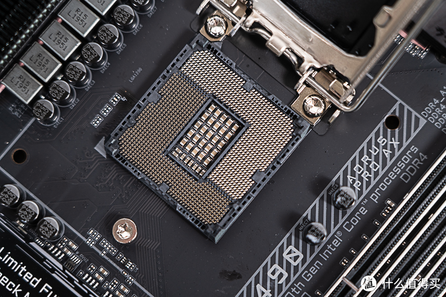 你说十代酷睿处理器压不住?技嘉Z490 AORUS PRO AX主板轻松应对