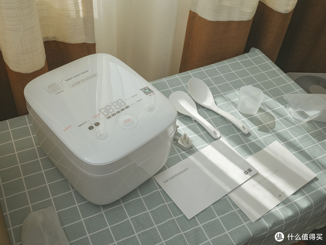 面板能控制的功能太少了 其他都挺好  MIJIA 米家 IHFB01CM 电饭煲 3L使用体验