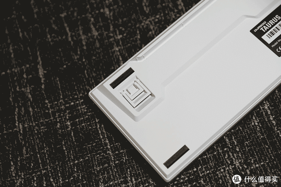 买稀有轴送键盘?杜伽TAURUS K310天然白开箱体验