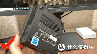 显示器多一个C口能做什么？明基新款27寸显示器PD2705Q C口应用测评 