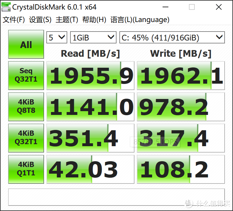 CrystalDisk Mark 跑分