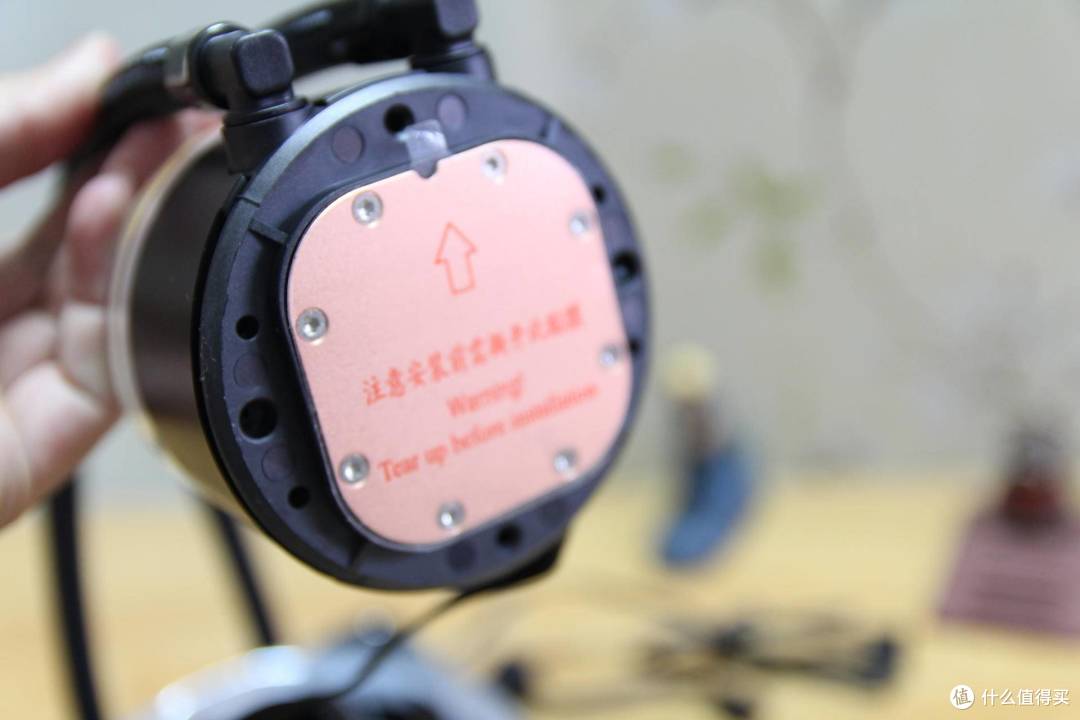 天使之眼降临,乔思伯神光同步水冷散热器TW2-120 PRO装机