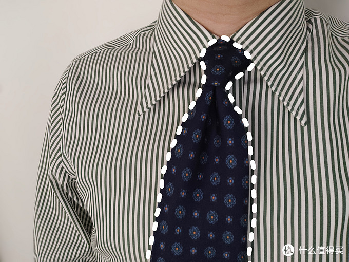这是这条领带打出来的结