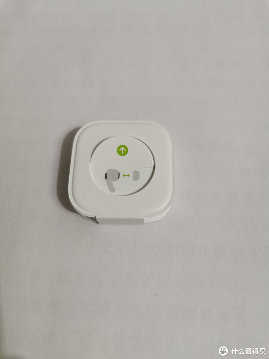 在大妈十年来收到最昂贵的礼物——苹果 AirPods Pro 真无线降噪耳机简单开箱评测（炫耀）