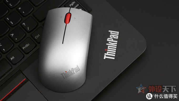 ThinkPad小黑双模鼠标评测:畅快连接