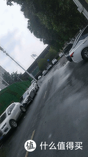 原来别人视频拍的好是有原因的,稳定器就是必不可少的一件