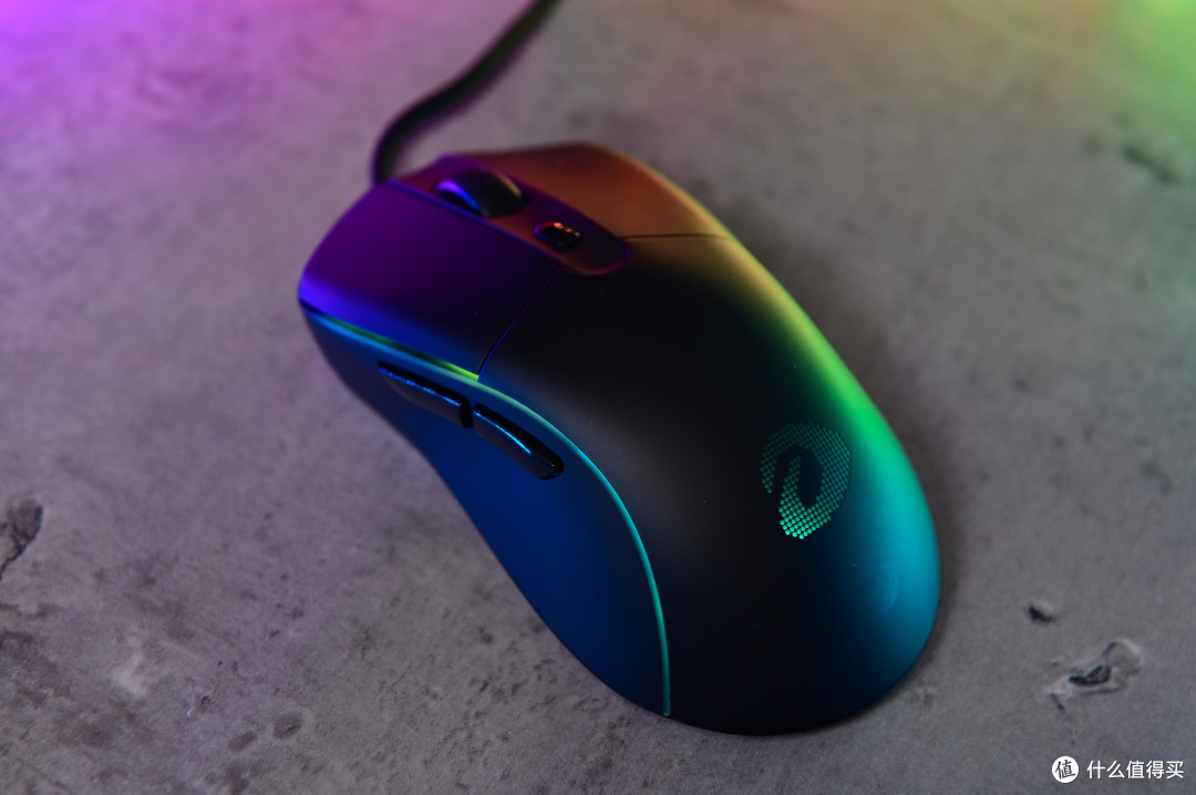 轻量电竞RGB 你想要的我都有 达尔优A960有线鼠标