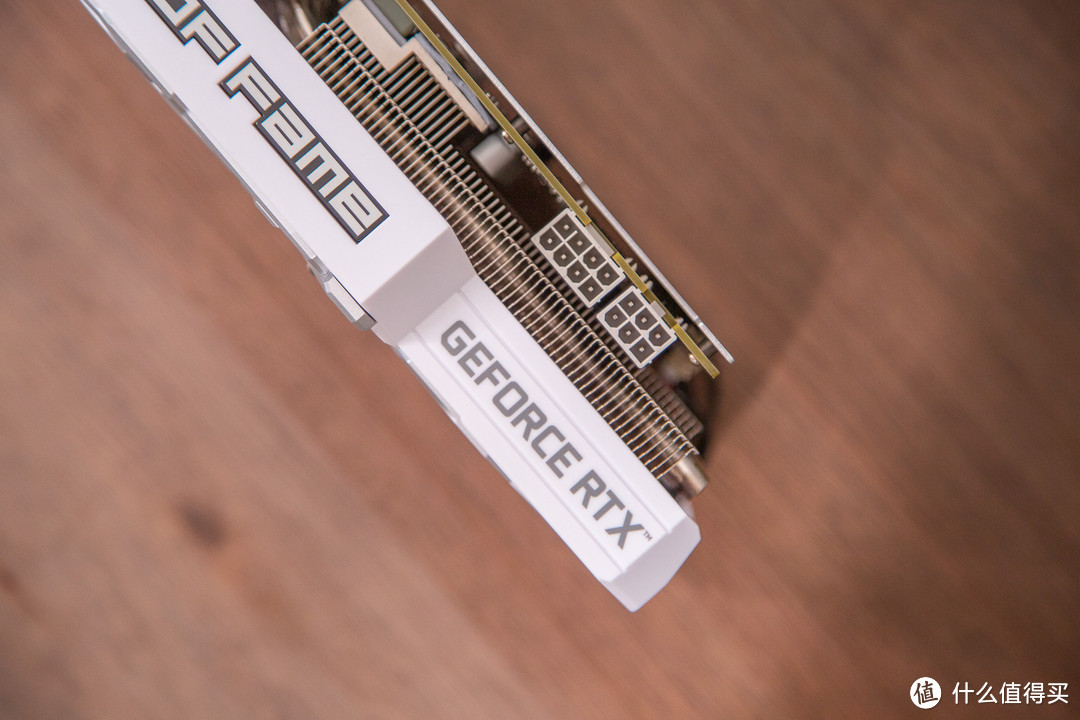经典重塑的影驰 GeForce RTX 2060 SUPER HOF Classic表现如何？