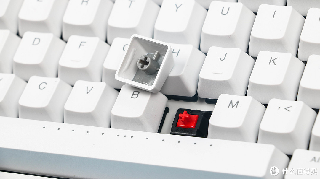 新人入坑好选择：Ikbc C87 红轴 机械键盘 晒单