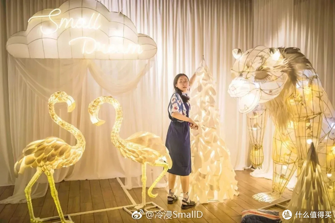 惊艳！85后贵州姑娘用纸雕打造超美幻境，走上世界舞台，连马云也来点赞