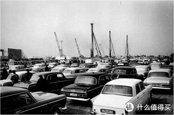 1978年上海宝钢开工现场 随处可见的“老上海”