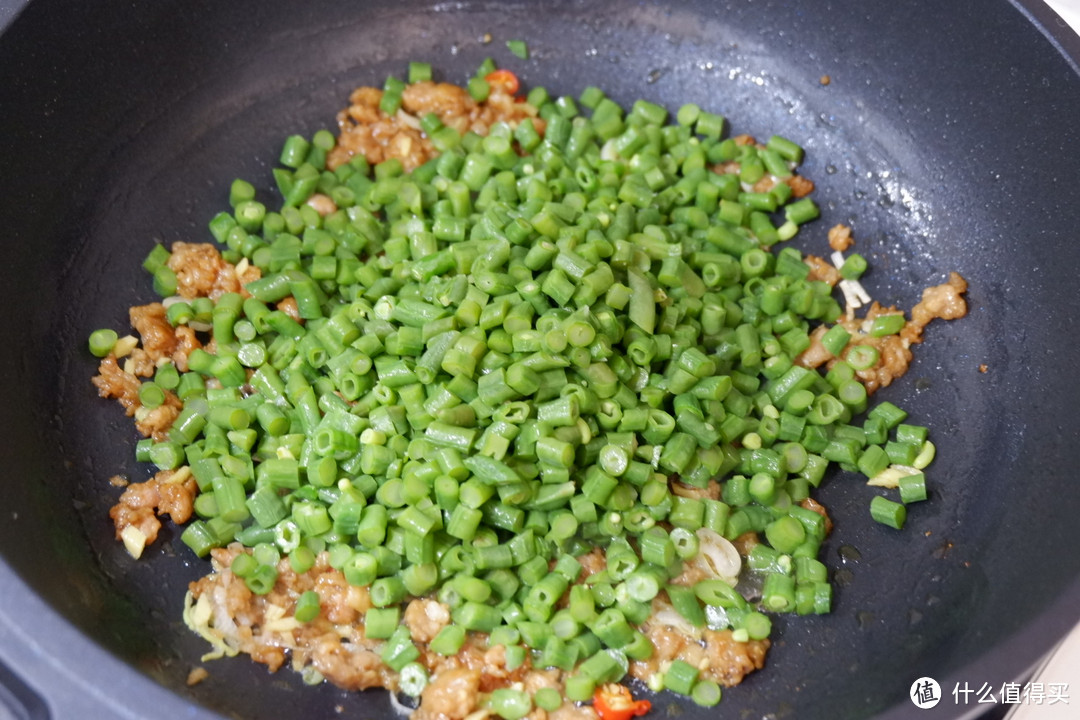 巨开胃！肉末豆角~拌饭拌面绝了！好吃到哭