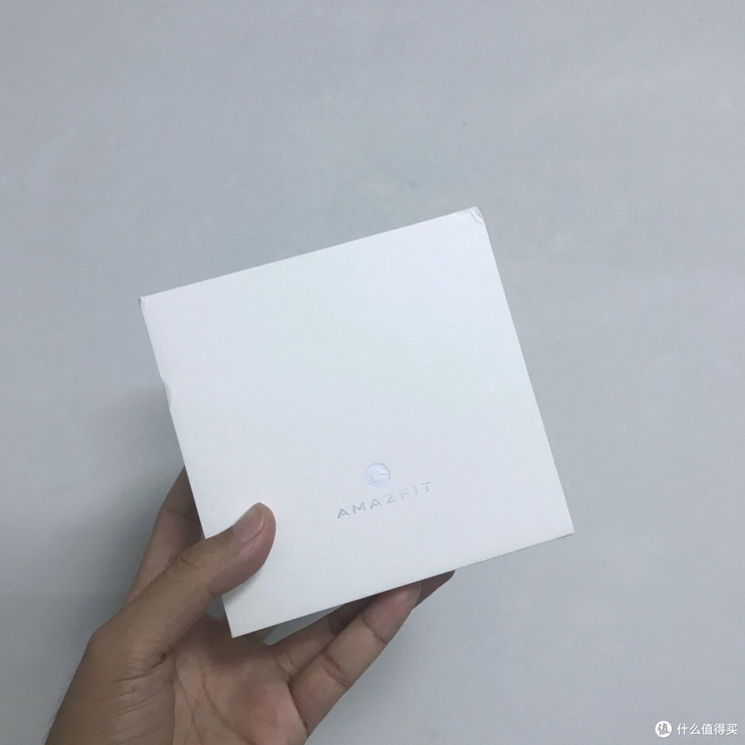 办事效率出奇的高，通过名单审核立马就发顺丰到手了，先随手来个照！