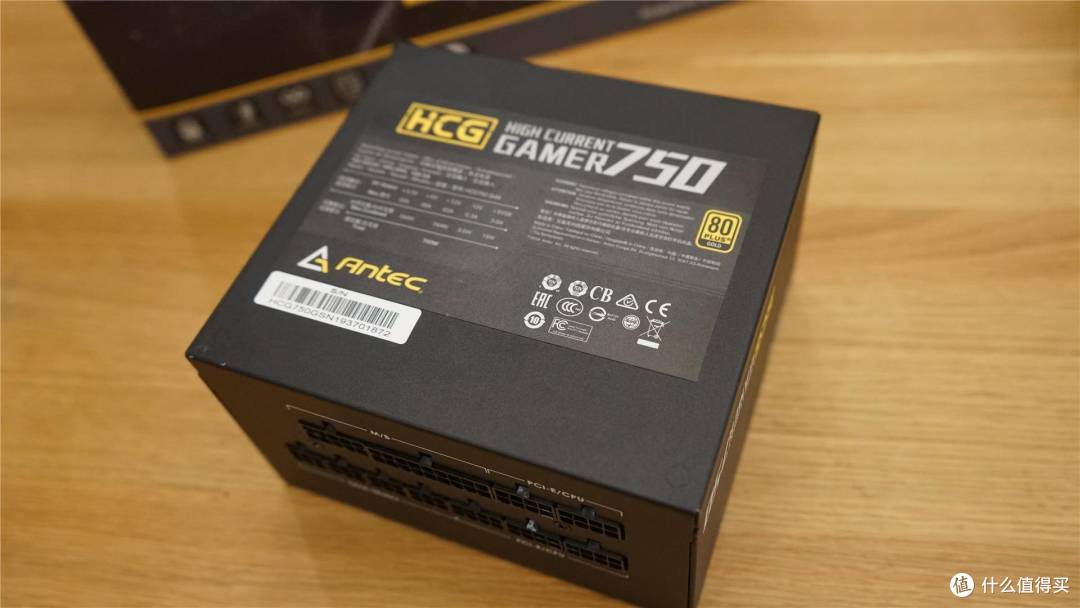 618装机 双透机箱塞进大手办 畅玩2K游戏大作