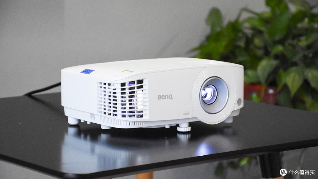 工作室及中小企业首选明基e580商务智能投影仪