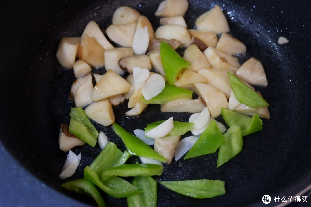 香！黑椒杏鲍菇牛肉饭~分分钟舔盘好吃到哭