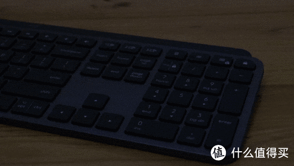 打造高端办公桌面，我的2020生产力工具精选集（一）罗技MX Keys无线键盘