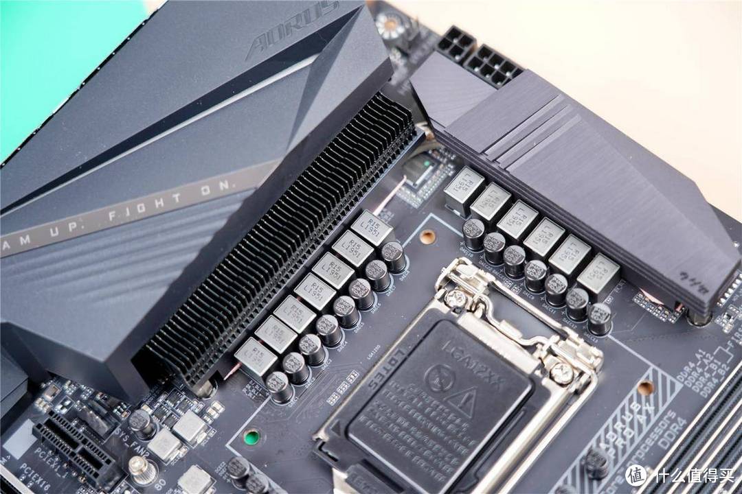 人生第一块Z490主板-技嘉Z490 AORUS PRO AX 小雕，全面解析值得拥有！