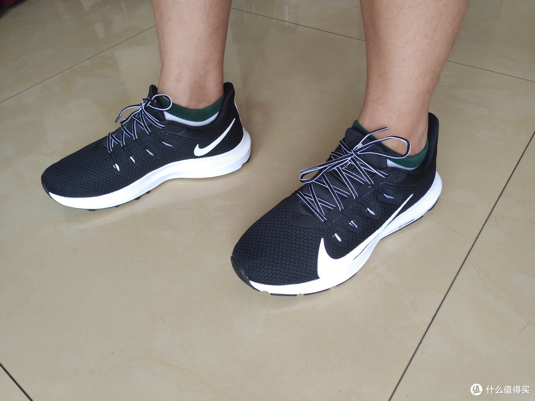 149元神价入手耐克NIKE QUEST 2男款跑步鞋,上脚居然偏紧了!