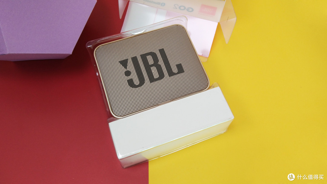 JBL GO2蓝牙音箱：IPX7级防水，皮实且音美