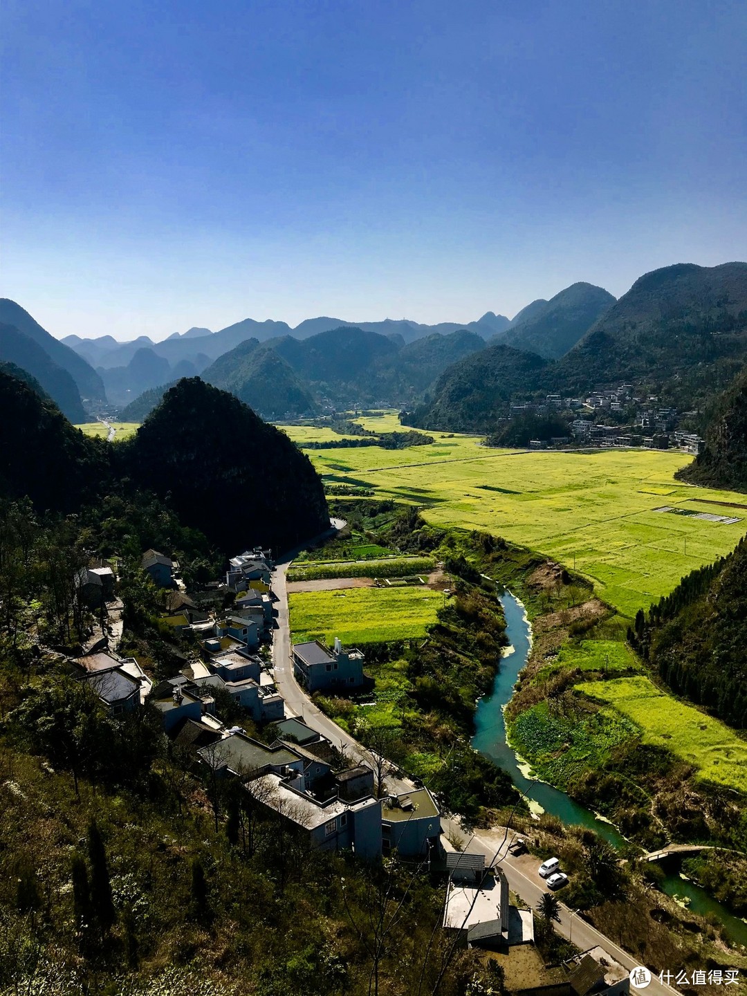 云窍旁通吞日月，烟萝倒拔挂虹霓 ——黔行于崇山峻岭间