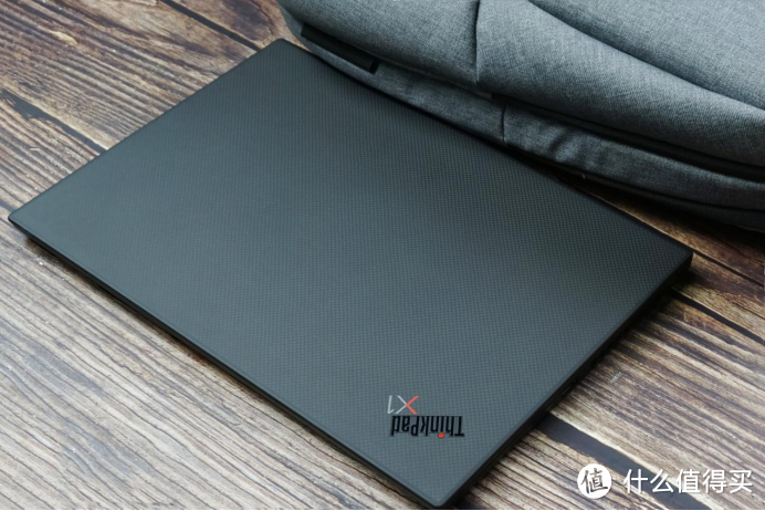 到手尝鲜：有点贵的4K版ThinkPad X1 Carbon