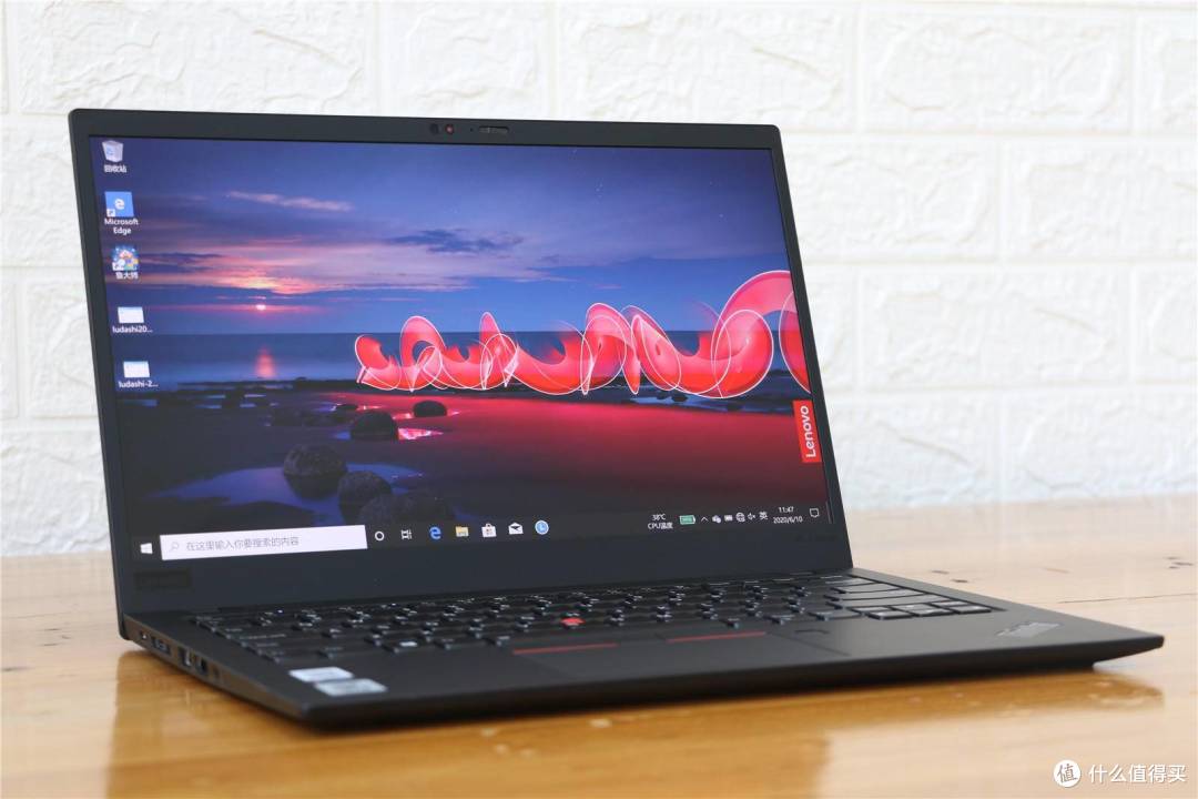 超便携高端商务 长续航全时互联 ThinkPad X1 Carbon 2020深度体验