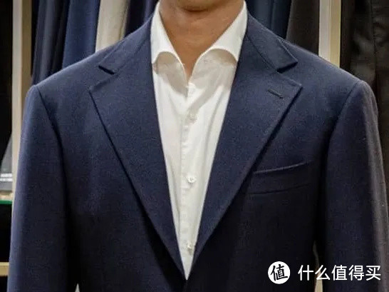 什么是标准的正装西服？