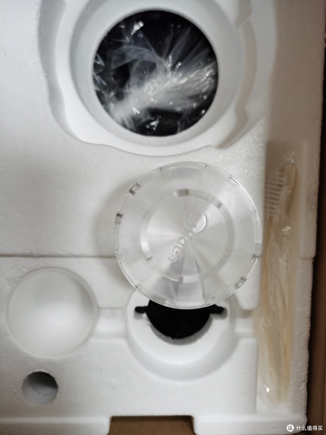 最上面的盖子,方便观看和加水,加料。