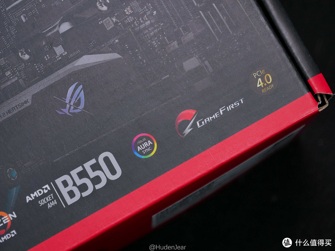 华硕 ROG STRIX B550-I GAMING 主板开箱拆解：B550ITX王者风貌