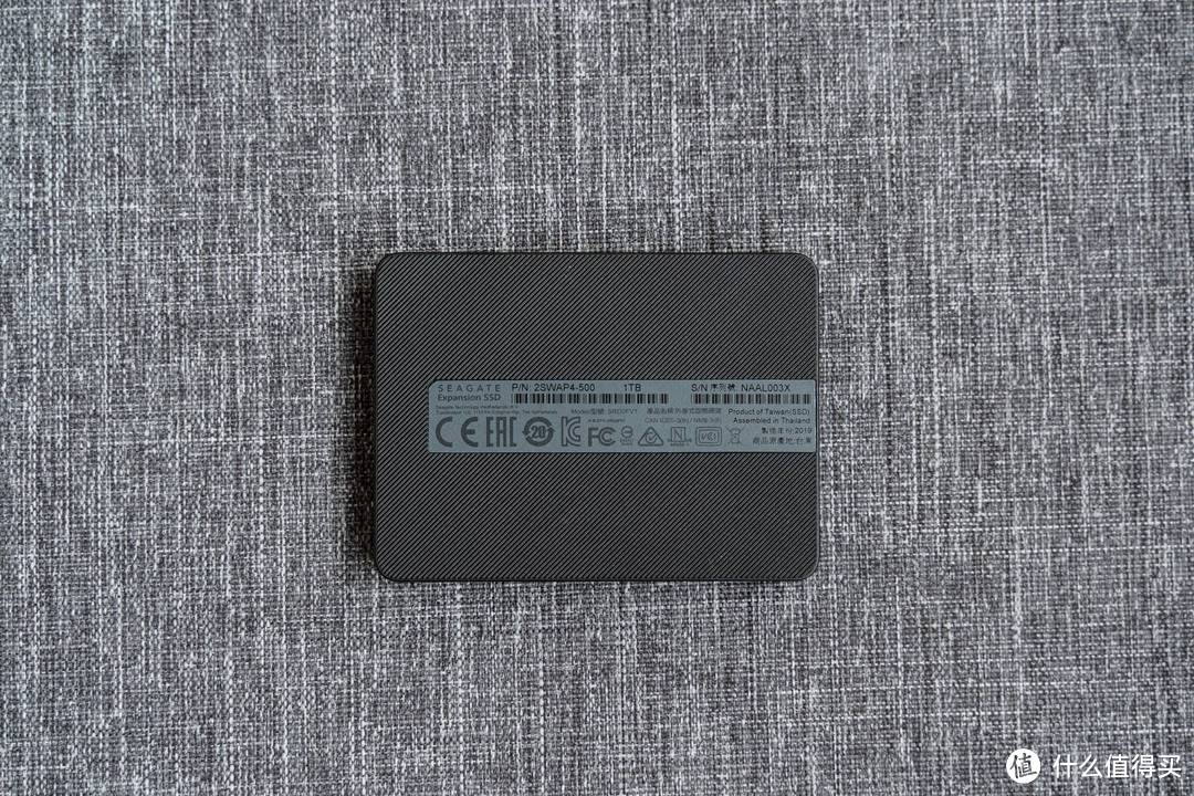 小巧实用-希捷颜系列黑钻版移动固态硬盘开箱体验