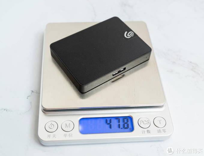 小巧实用-希捷颜系列黑钻版移动固态硬盘开箱体验