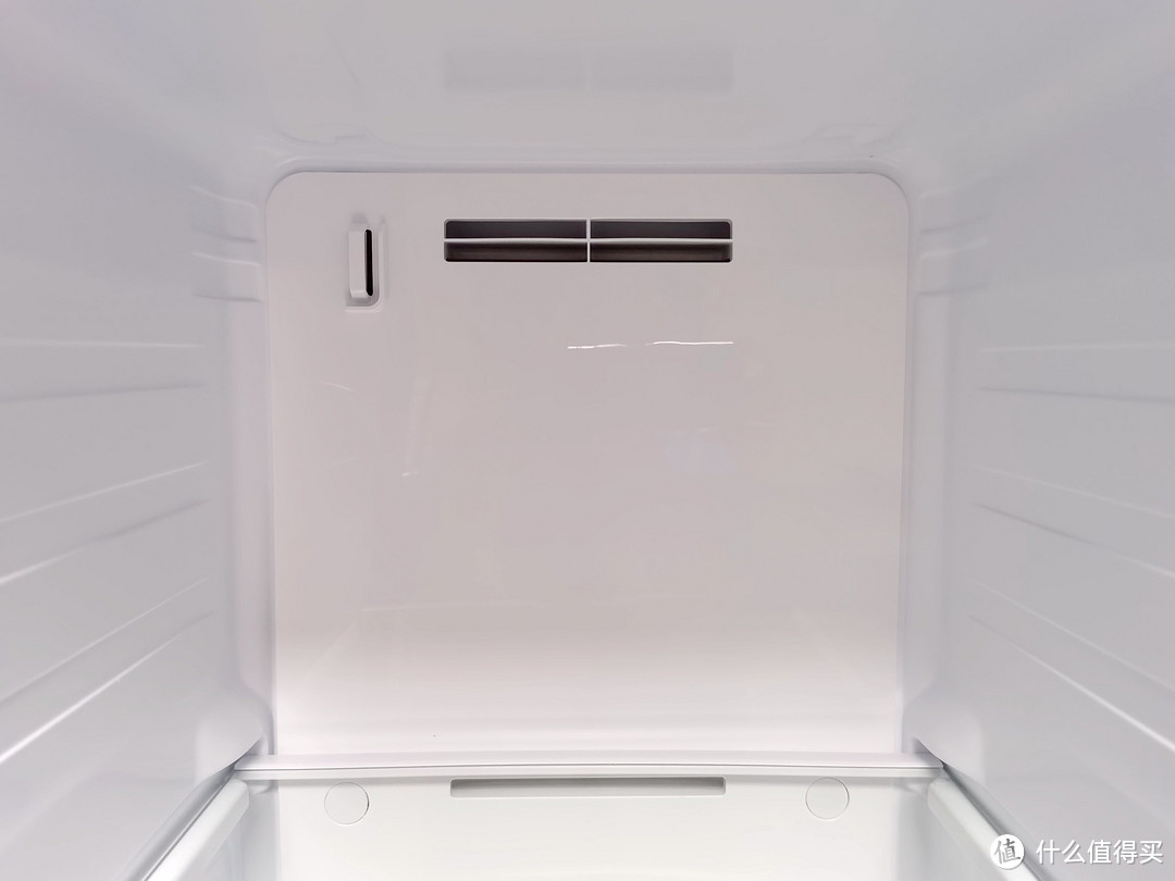 海尔541升大容量无霜净味变频冰箱：净享鲜活，大有道理！