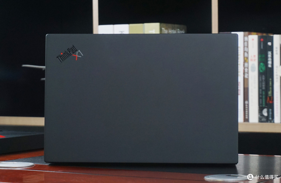 将商务范的经典进行到底,小黑新品ThinkPad X1 Carbon 2020体验