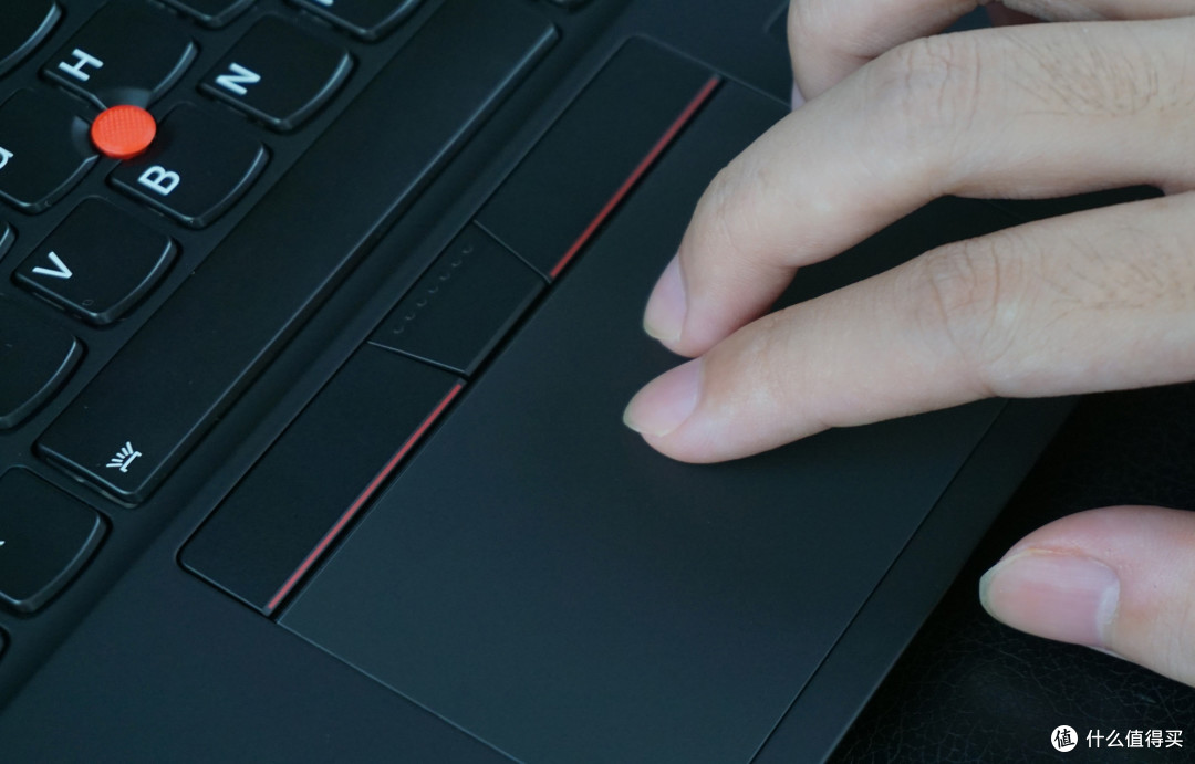 将商务范的经典进行到底,小黑新品ThinkPad X1 Carbon 2020体验