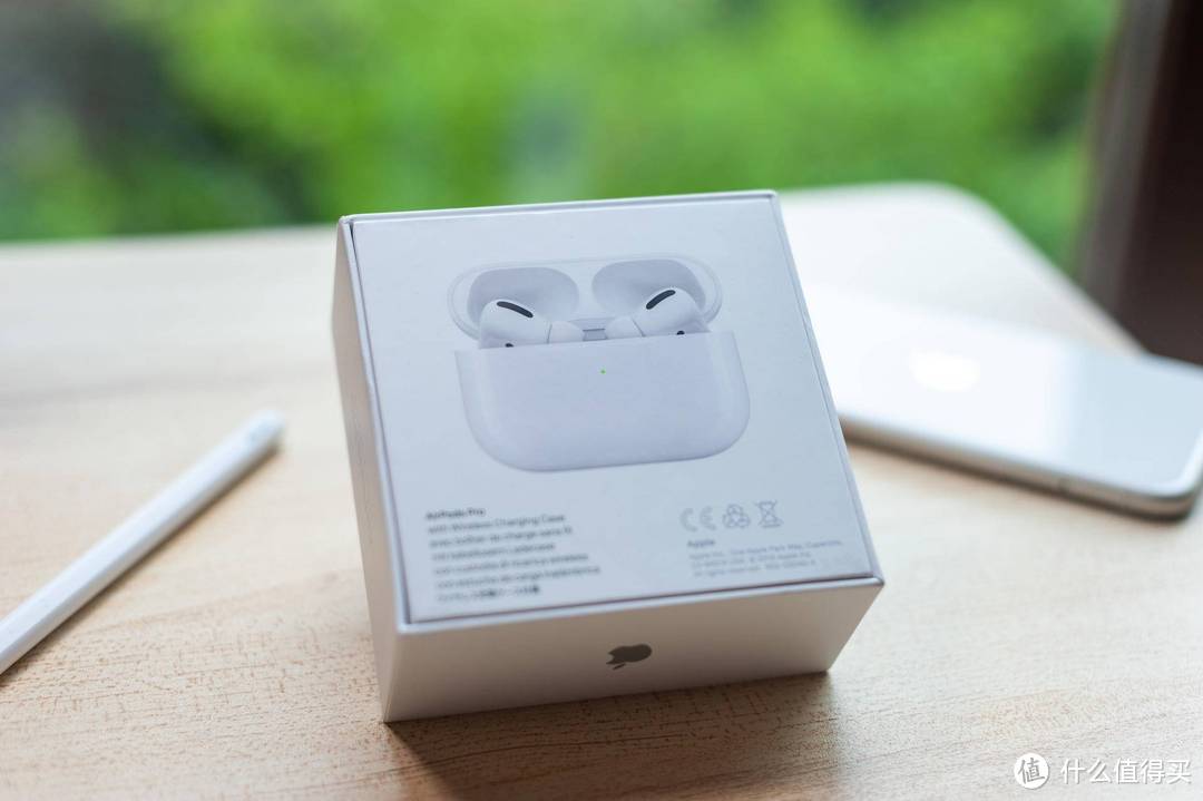 全网最低AirPods Pro稳不稳？小伙上车拼多多，亲身经历为你揭秘