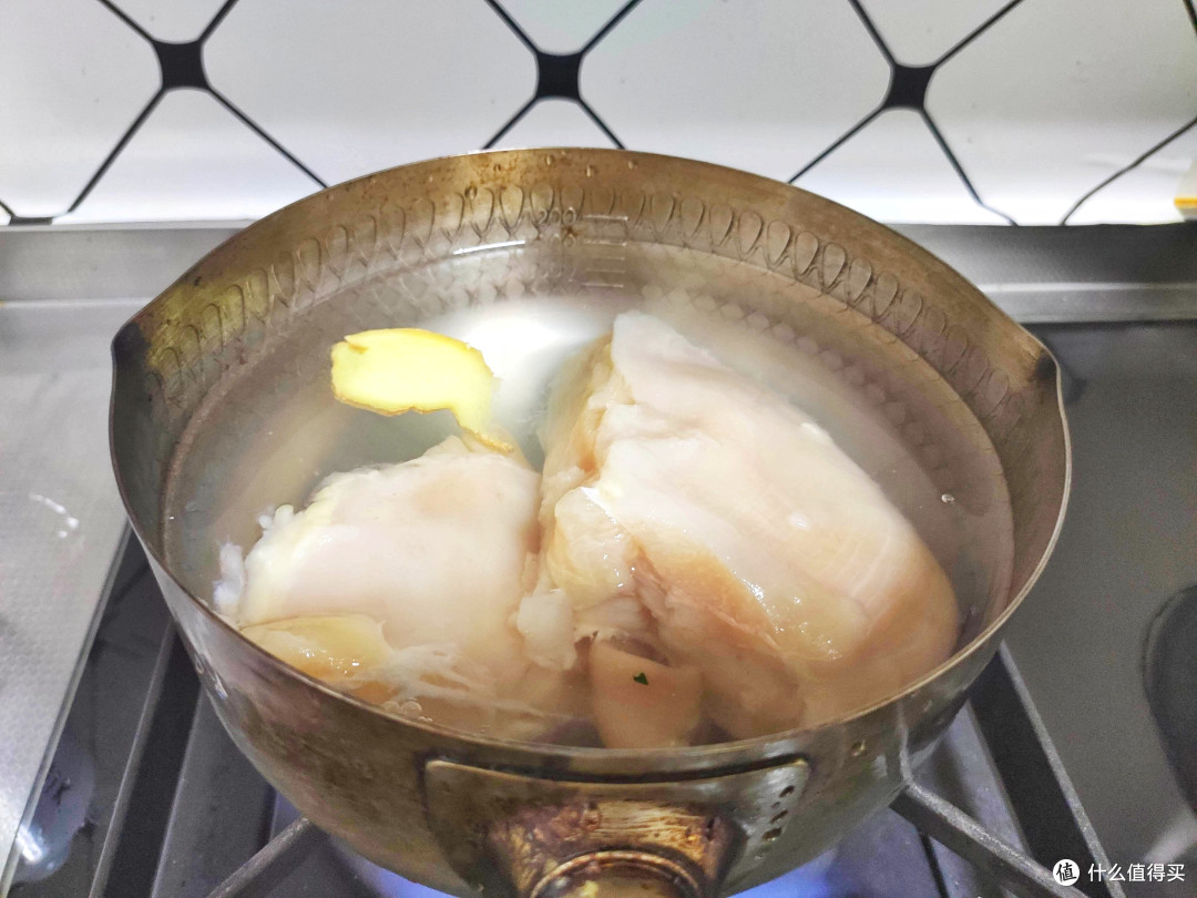 怕胖就吃这肉,低脂高蛋白,水煮太单调,简单一拌解馋还营养