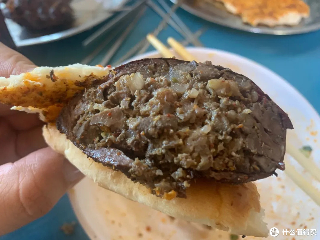 烤馕烤羊烤包子……你吃过原汁原味的新疆菜吗？_凤凰网