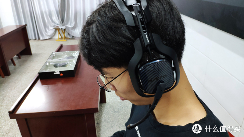 体验罗技（G）Astro A40电竞游戏耳机，值得入手吗？