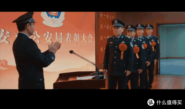 不合时宜的《三叉戟》,乘风破浪的大叔们