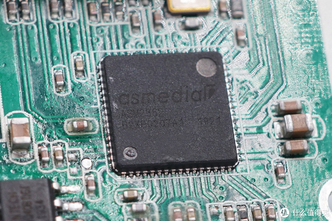 拆解报告：ACASIS阿卡西斯M.2 NVME固态移动硬盘座M04