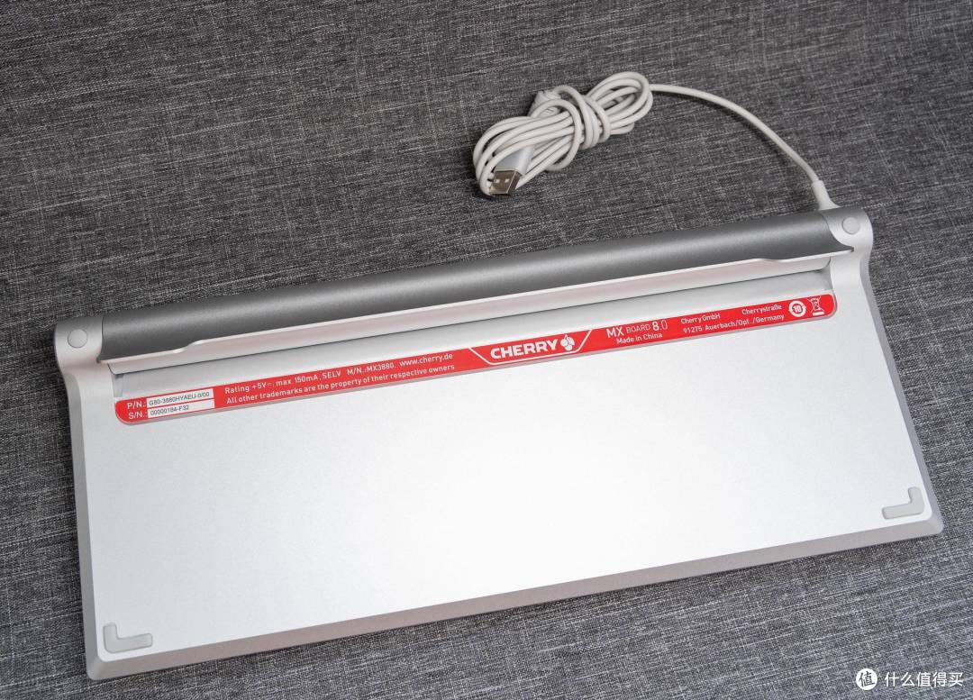 Cherry MX BOARD 8.0 机械键盘&Cherry MC 8.1 RGB游戏鼠标评测
